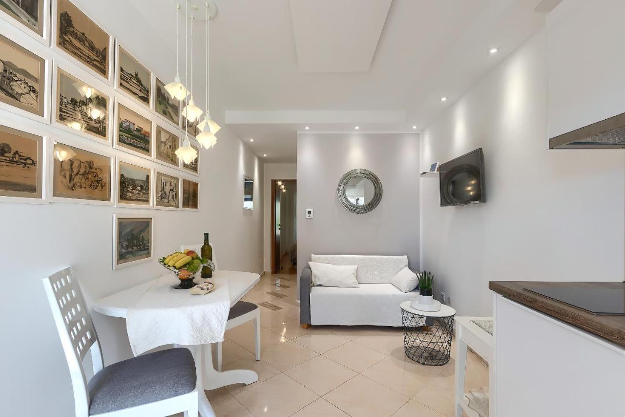 Apartment Palm View II 罗维尼 外观 照片