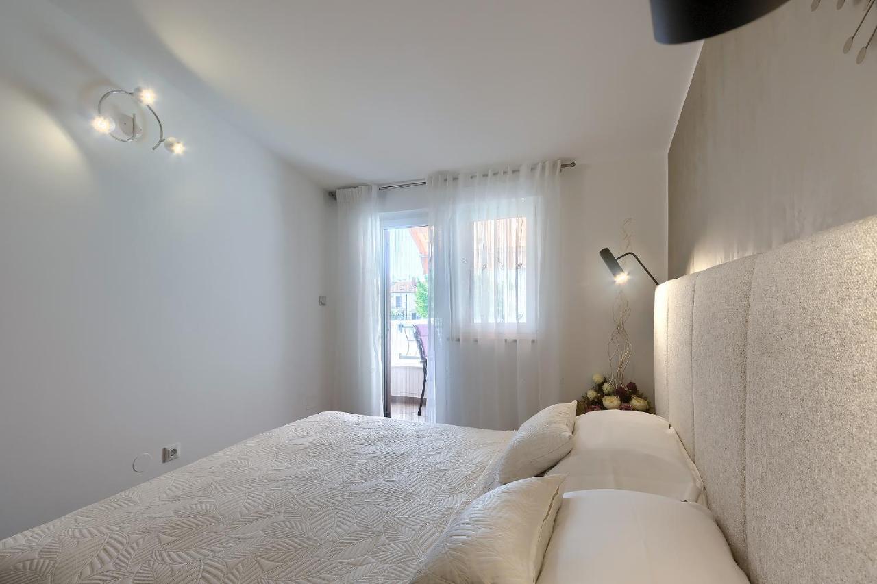 Apartment Palm View II 罗维尼 外观 照片