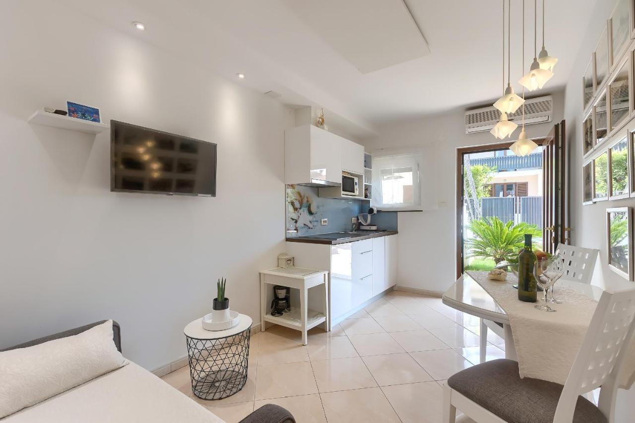 Apartment Palm View II 罗维尼 外观 照片