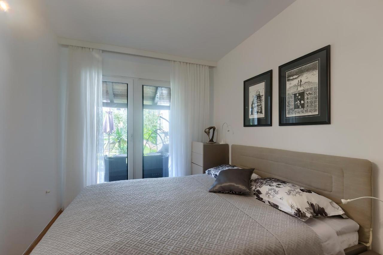 Apartment Palm View II 罗维尼 外观 照片